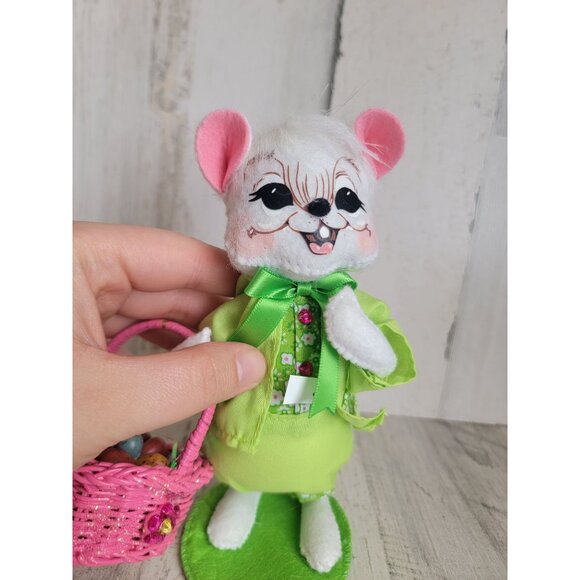 Annalee Mouse boy basket eggs green outfit Decor Easter - Picture 8 of 9